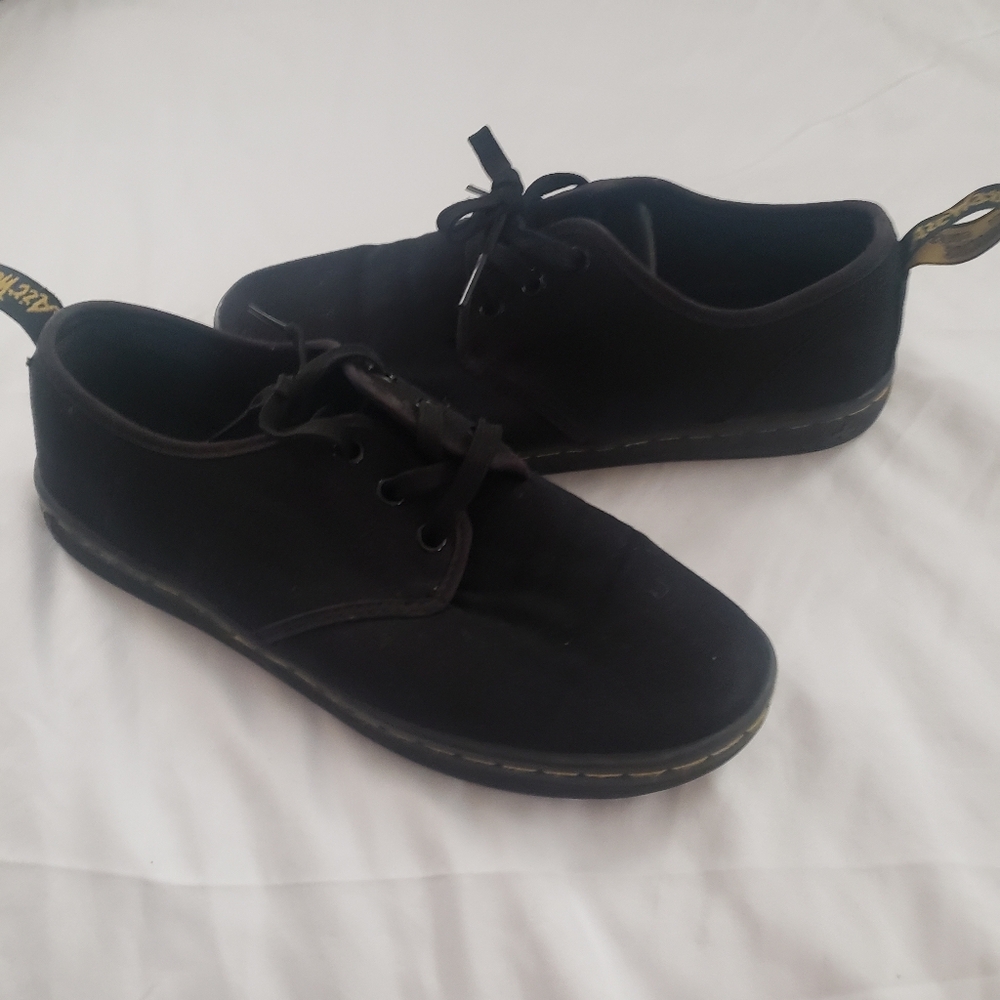 DR. MARTENS SOHO BLACK CANVAS SHOES Sneakers